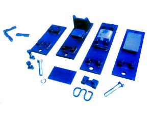 各種高錳鋼AT尖軌用高臺(tái)板滑床板、護(hù)軌墊板、彈條、扣件、螺栓等配件